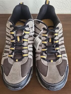 NWT FILA Midland Trail Hiking Shoes Men's Size 10 Brown Suede Trail Sneakers